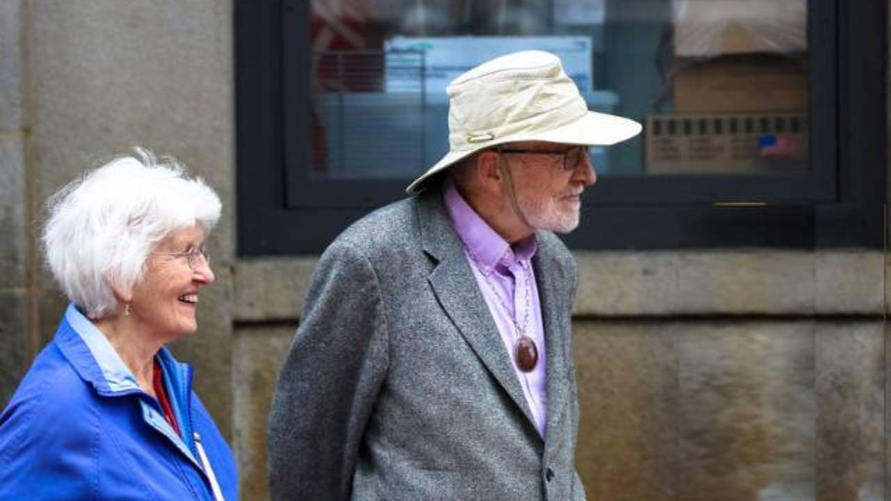 Almanlar artık emeklilik için daha çok çalışacaklar! 70 yaş tartışması yeniden alevlendi