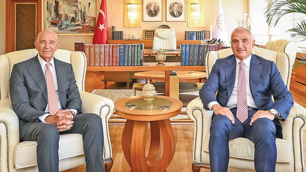 Abd ile karsilikli turizm hareketliligi artacak KDKev98J